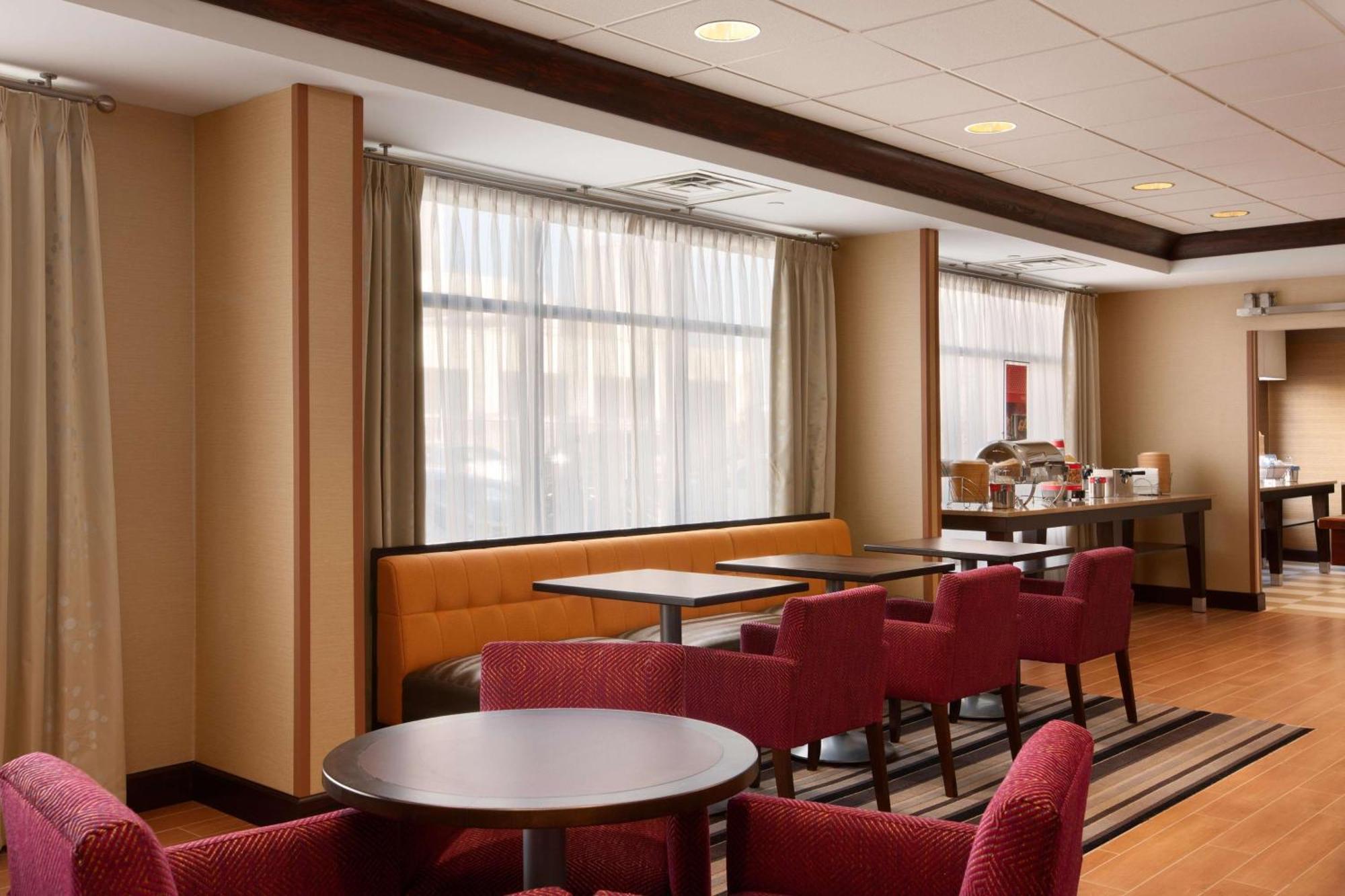 Hotel Hampton Boston/braintree 3*